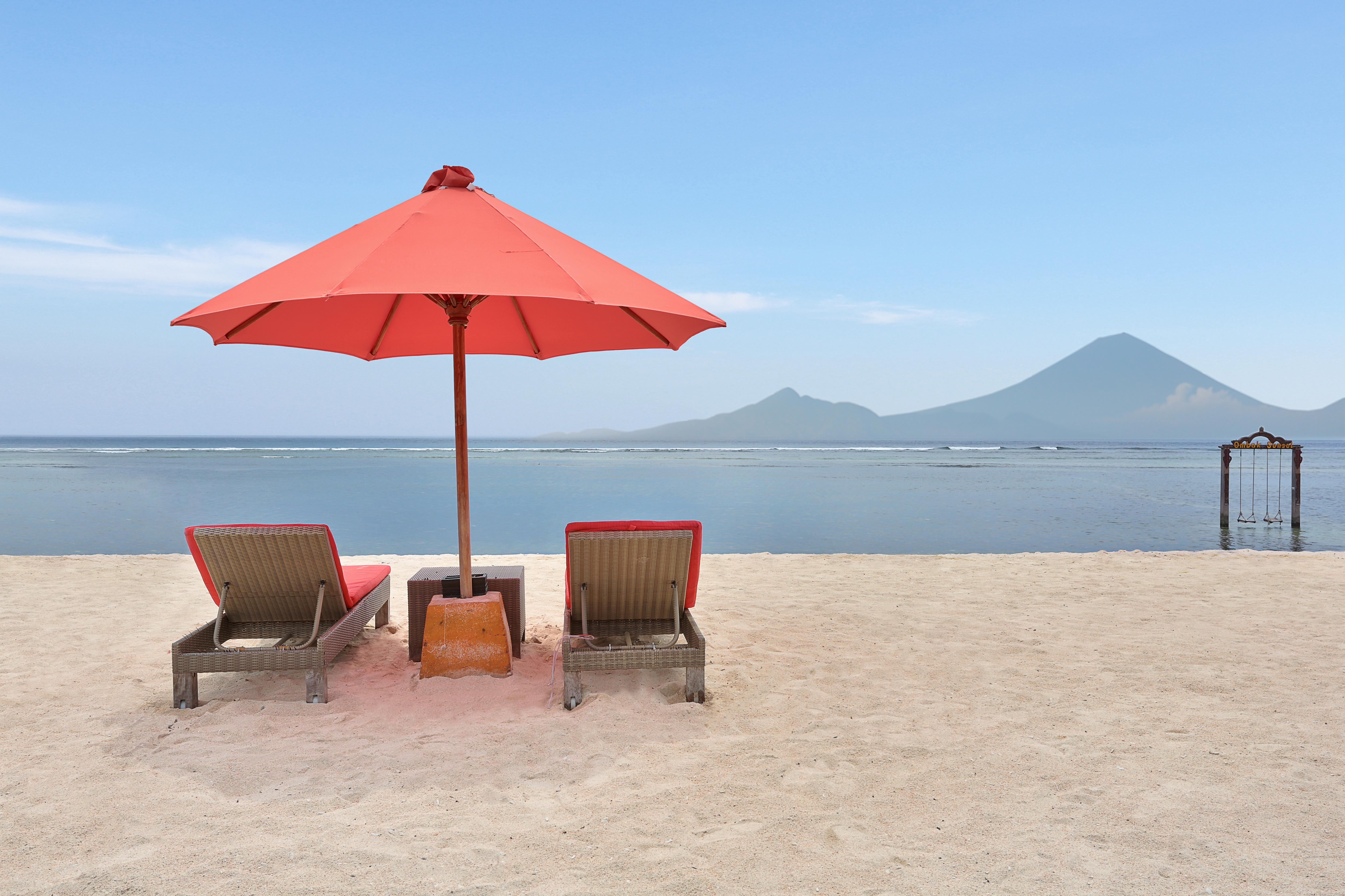 Ombak Sunset Hotel Gili Trawangan Exterior photo