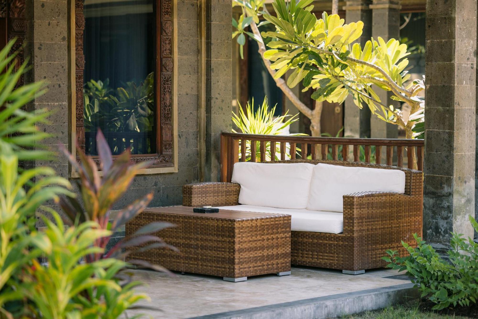Ombak Sunset Hotel Gili Trawangan Exterior photo